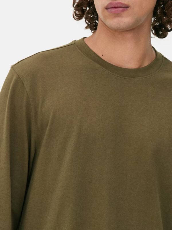 Primark Regular Fit, classic round neckline T-shirt