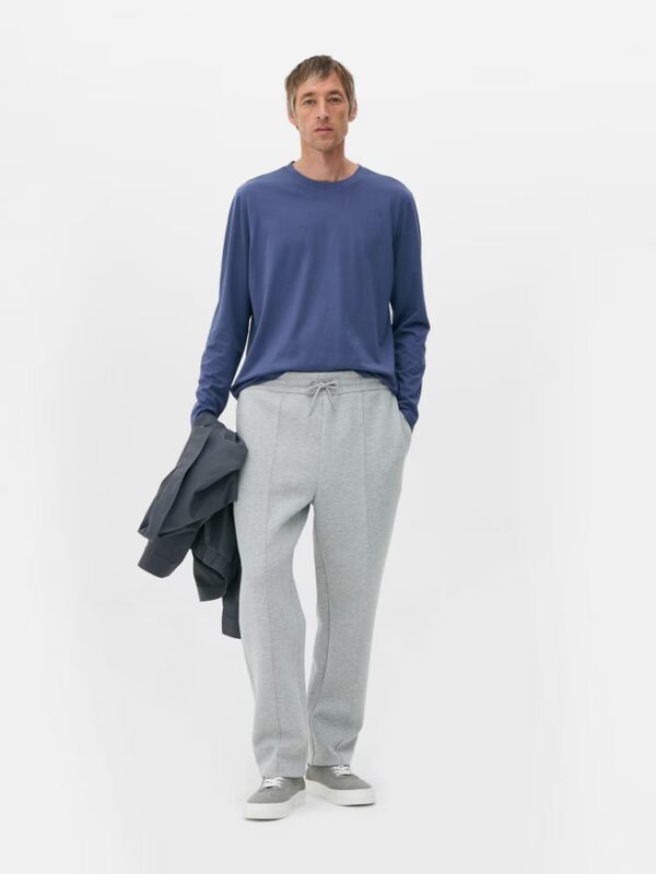 Primark Regular Fit, classic round neckline T-shirt