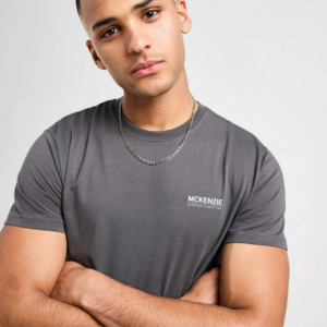 Essential T-shirt - (Mckenzie)
