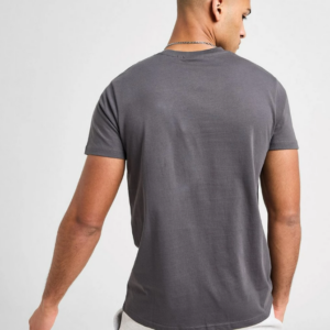 Essential T-shirt - (Mckenzie) - Image 3