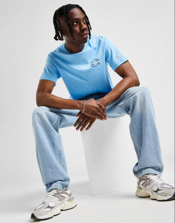 Small Logo T-Shirt - (Champion)