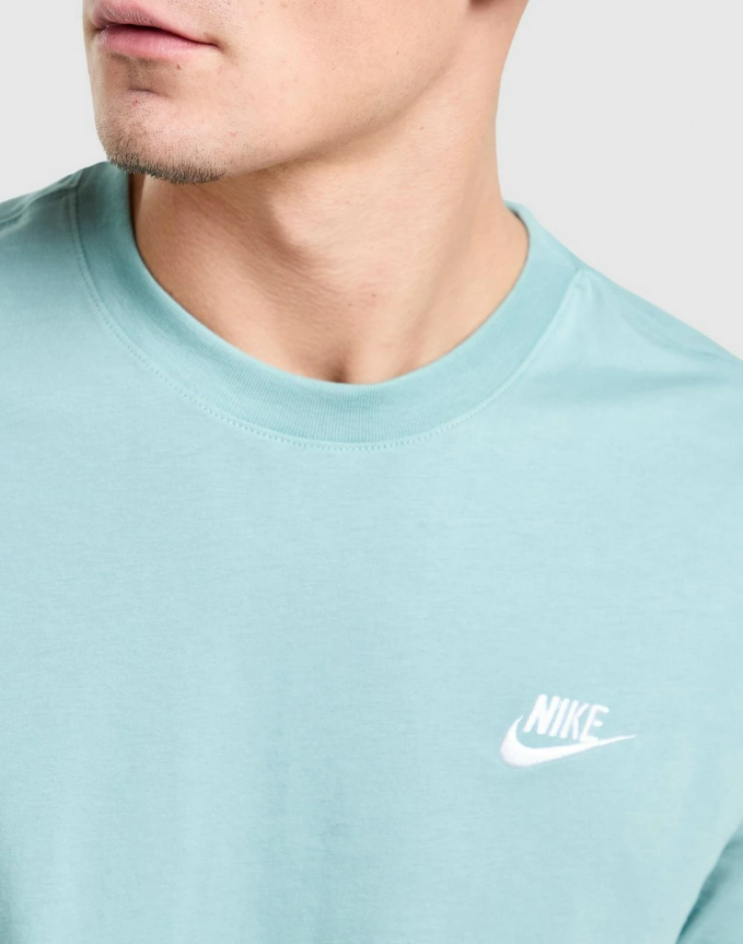 Nike Core T-shirt - Image 4