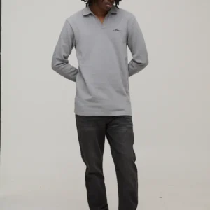boohooMAN BM Signature Embroidered V Neck Textured Polo - Image 2
