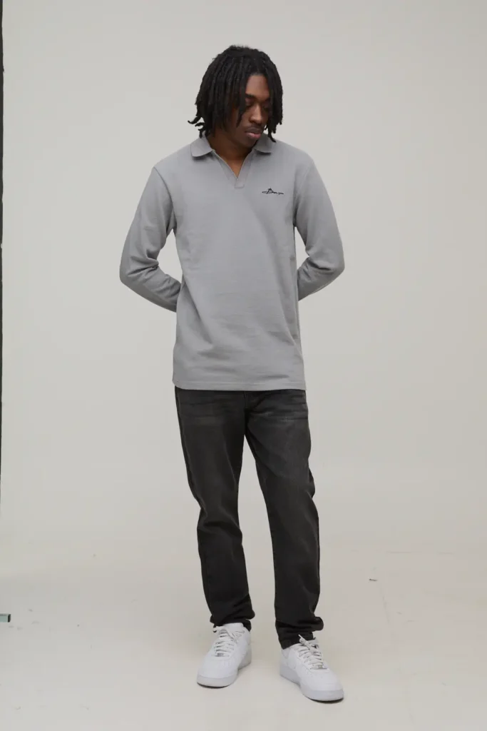 boohooMAN BM Signature Embroidered V Neck Textured Polo