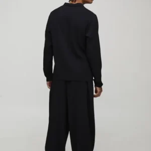 boohooMAN Pleated BM Signature Embroidered V Neck Long Sleeve Polo - Image 3